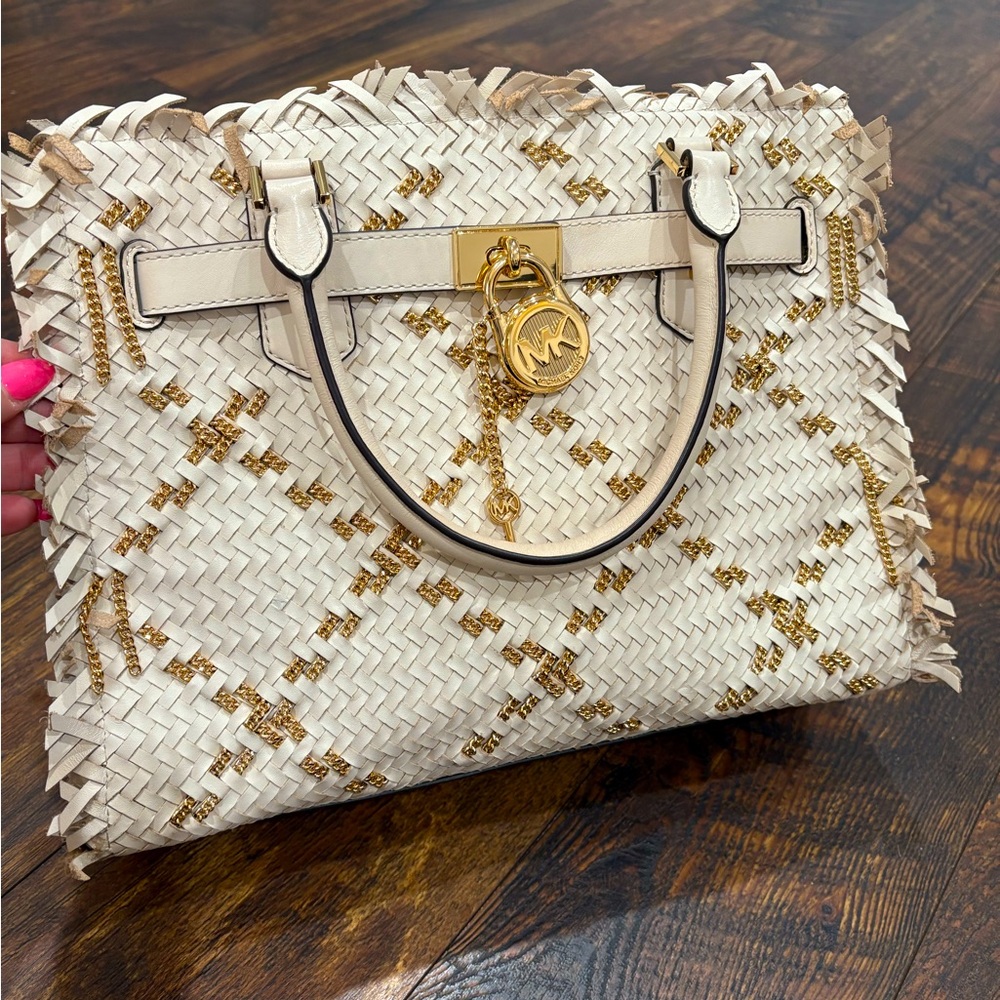 Michael Kors Hamilton woven EUC